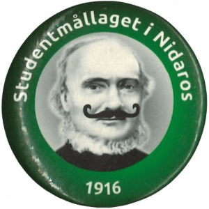 Jakkemerke med logoen til Studentmållaget i Nidaros, som var Ivar Aasen med trønderbart, frå kring 2014. Formgjeve av Stein Olav Romslo.
